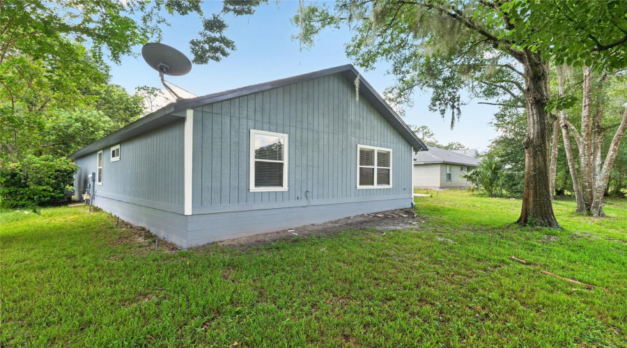 Gainesville, Florida 32608, 4 Bedroom Bedrooms, ,2 Bathroombathrooms,Residential,For Sale,52Nd,0,Mfrgc542915