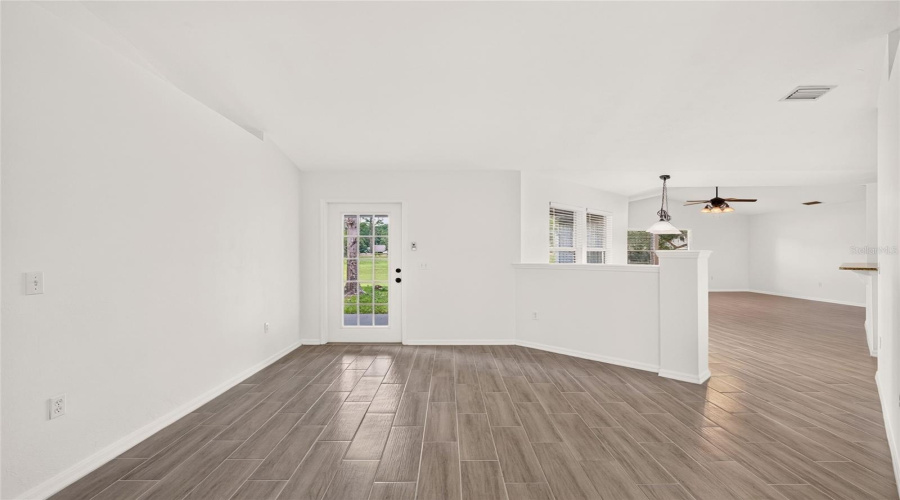 Gainesville, Florida 32608, 4 Bedroom Bedrooms, ,2 Bathroombathrooms,Residential,For Sale,52Nd,0,Mfrgc542915
