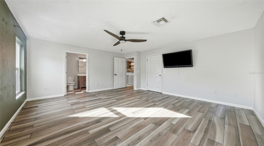 Groveland, Florida 34736, 3 Bedroom Bedrooms, ,2 Bathroombathrooms,Residential,For Sale,Country Lakes,0,Mfrg5116996