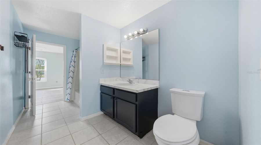 Groveland, Florida 34736, 3 Bedroom Bedrooms, ,2 Bathroombathrooms,Residential,For Sale,Country Lakes,0,Mfrg5116996