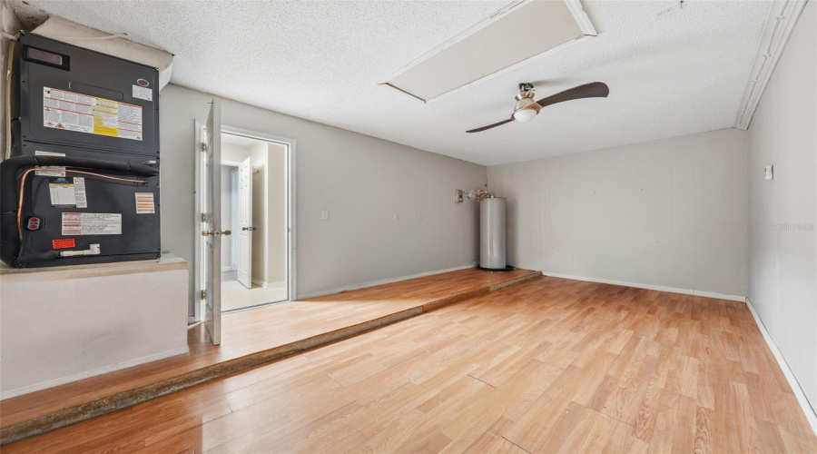 Groveland, Florida 34736, 3 Bedroom Bedrooms, ,2 Bathroombathrooms,Residential,For Sale,Country Lakes,0,Mfrg5116996