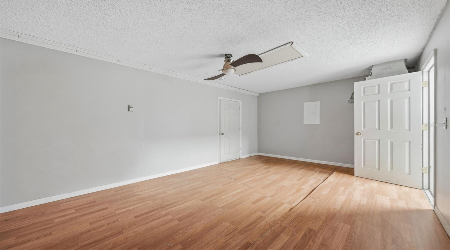 Groveland, Florida 34736, 3 Bedroom Bedrooms, ,2 Bathroombathrooms,Residential,For Sale,Country Lakes,0,Mfrg5116996