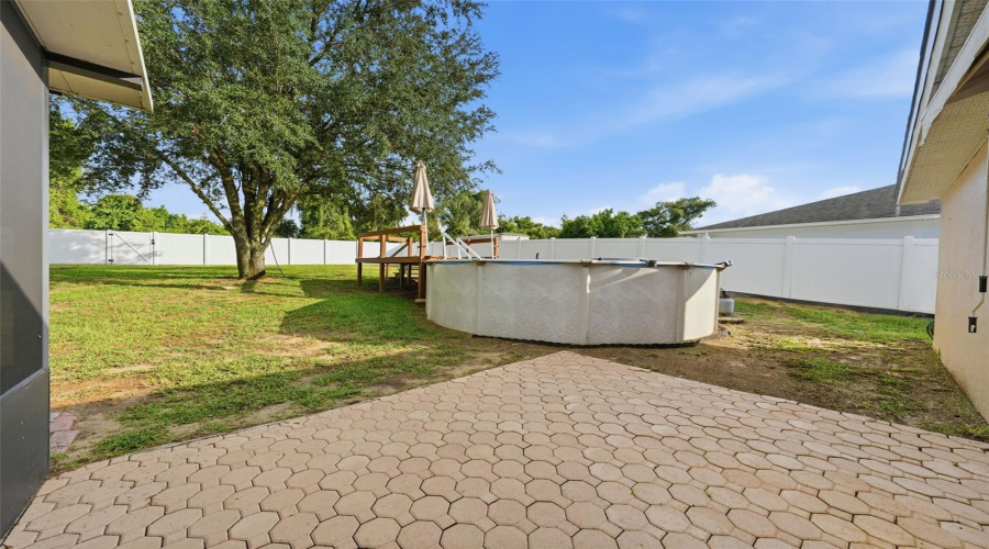 Groveland, Florida 34736, 3 Bedroom Bedrooms, ,2 Bathroombathrooms,Residential,For Sale,Country Lakes,0,Mfrg5116996