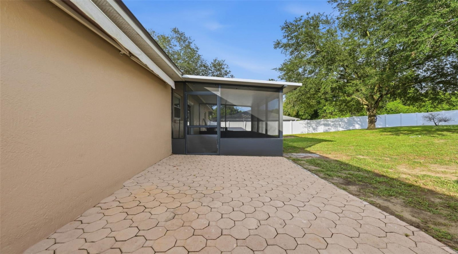 Groveland, Florida 34736, 3 Bedroom Bedrooms, ,2 Bathroombathrooms,Residential,For Sale,Country Lakes,0,Mfrg5116996
