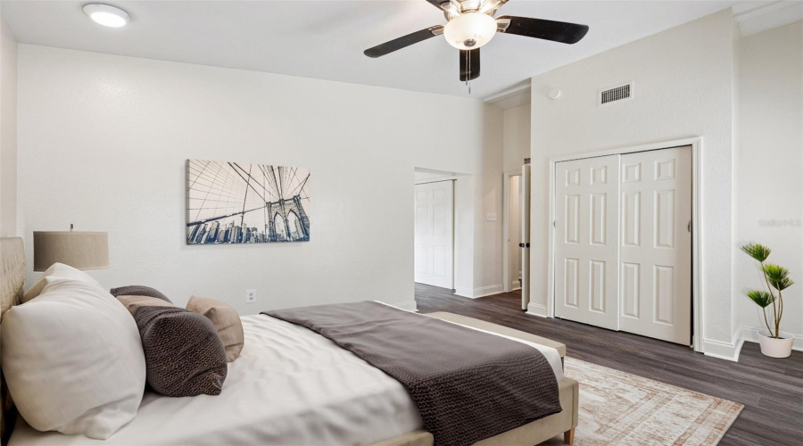 Orlando, Florida 32803, 4 Bedroom Bedrooms, ,2 Bathroombathrooms,Residential,For Sale,Hillside,0,Mfro6436629