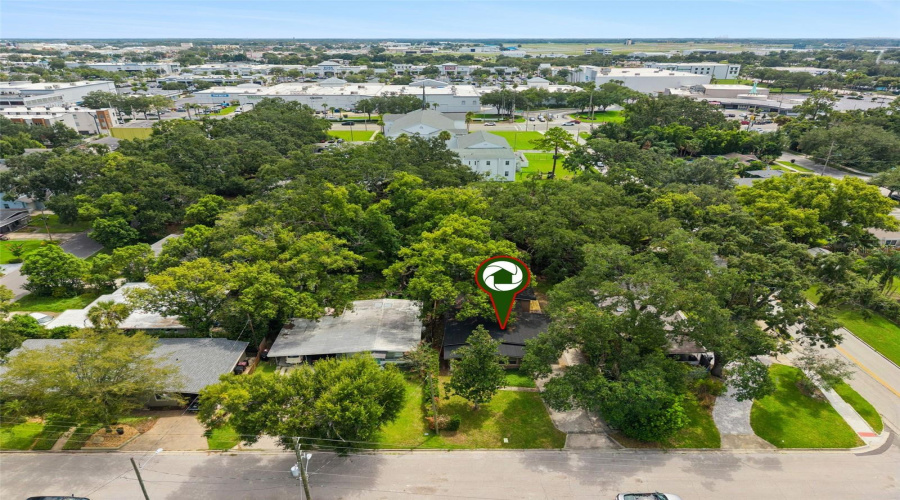 Orlando, Florida 32803, 4 Bedroom Bedrooms, ,2 Bathroombathrooms,Residential,For Sale,Hillside,0,Mfro6436629