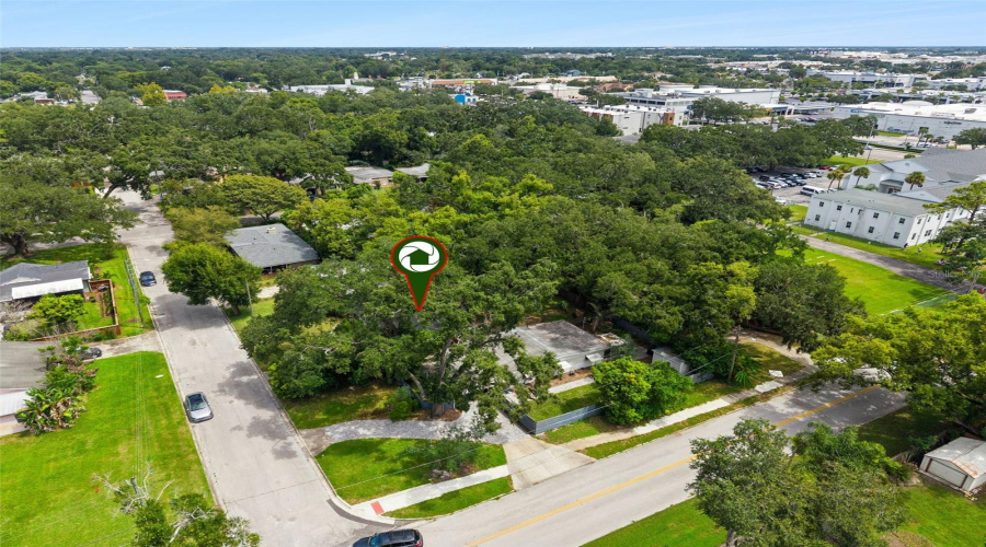 Orlando, Florida 32803, 4 Bedroom Bedrooms, ,2 Bathroombathrooms,Residential,For Sale,Hillside,0,Mfro6436629