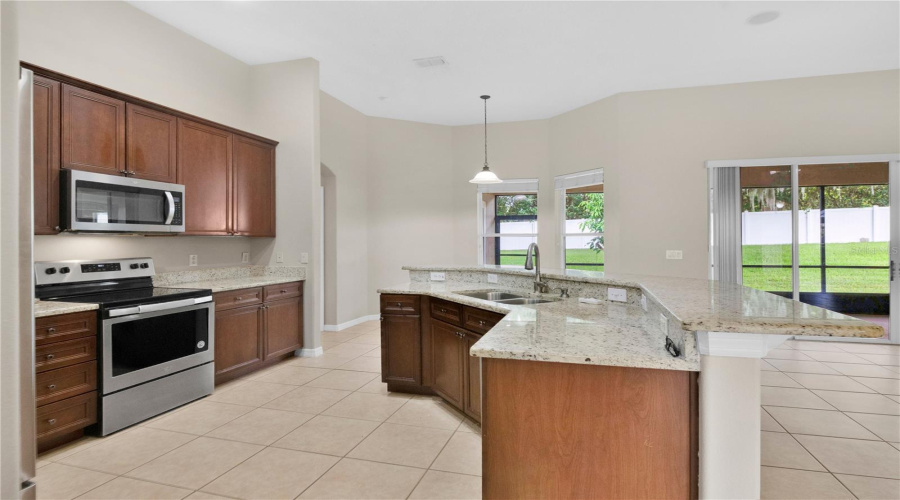 Ocoee, Florida 34761, 3 Bedroom Bedrooms, ,2 Bathroombathrooms,Residential,For Sale,Beacon Pointe,0,Mfro6436632
