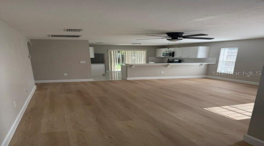 Orlando, Florida 32811, 4 Bedroom Bedrooms, ,2 Bathroombathrooms,Residential,For Sale,Cypress,0,Mfro6436811