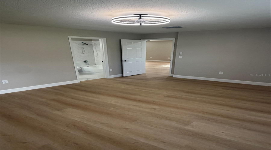 Orlando, Florida 32811, 4 Bedroom Bedrooms, ,2 Bathroombathrooms,Residential,For Sale,Cypress,0,Mfro6436811