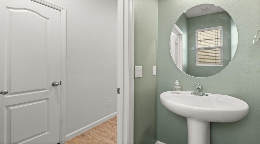 Apopka, Florida 32703, 3 Bedroom Bedrooms, ,2 Bathroombathrooms,Residential,For Sale,Liner,0,Mfro6436843