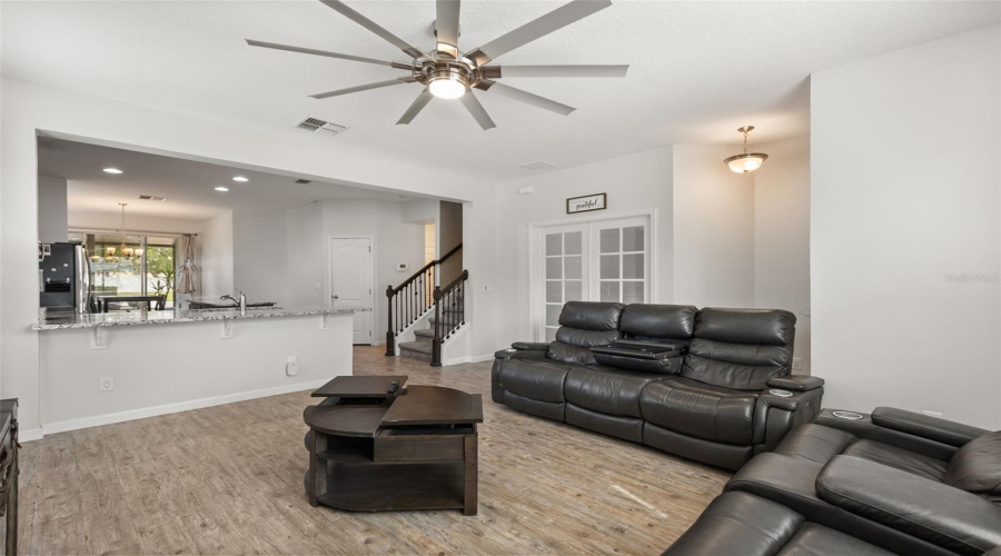 Apopka, Florida 32703, 3 Bedroom Bedrooms, ,2 Bathroombathrooms,Residential,For Sale,Liner,0,Mfro6436843