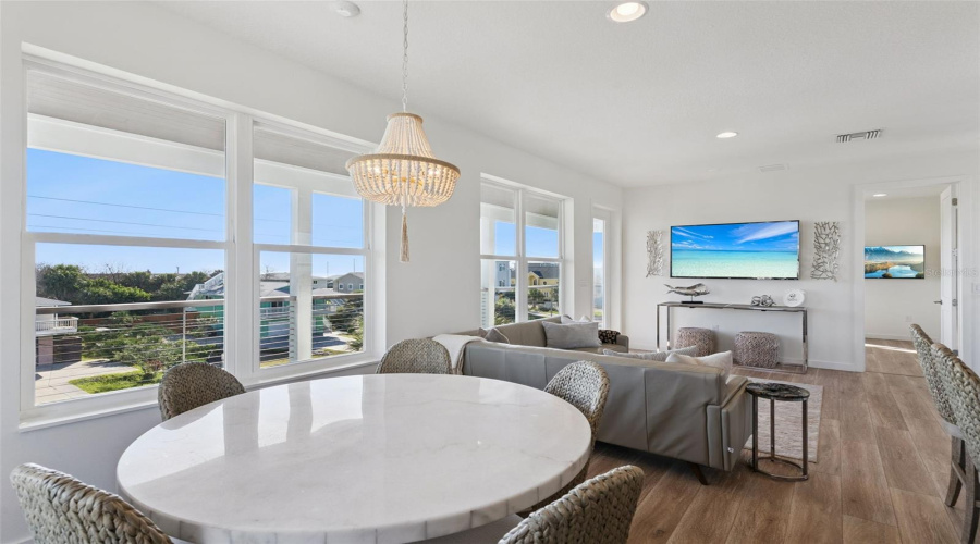 New Smyrna Beach, Florida 32169, 3 Bedroom Bedrooms, ,3 Bathroombathrooms,Residential,For Sale,Turtlemound,0,Mfro6434208