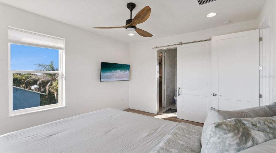 New Smyrna Beach, Florida 32169, 3 Bedroom Bedrooms, ,3 Bathroombathrooms,Residential,For Sale,Turtlemound,0,Mfro6434208