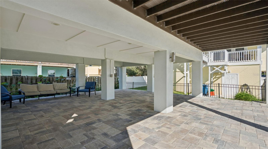 New Smyrna Beach, Florida 32169, 3 Bedroom Bedrooms, ,3 Bathroombathrooms,Residential,For Sale,Turtlemound,0,Mfro6434208
