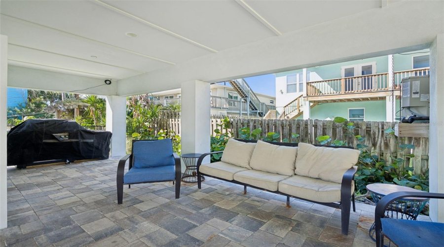 New Smyrna Beach, Florida 32169, 3 Bedroom Bedrooms, ,3 Bathroombathrooms,Residential,For Sale,Turtlemound,0,Mfro6434208