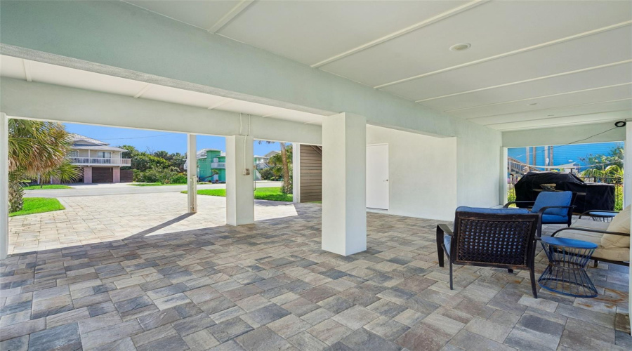 New Smyrna Beach, Florida 32169, 3 Bedroom Bedrooms, ,3 Bathroombathrooms,Residential,For Sale,Turtlemound,0,Mfro6434208