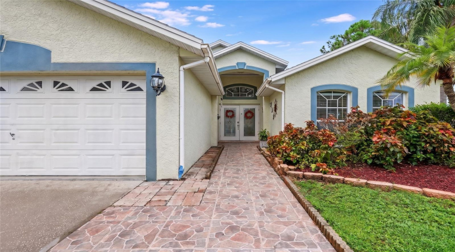 Brandon, Florida 33510, 3 Bedroom Bedrooms, ,2 Bathroombathrooms,Residential,For Sale,Vinetree,0,Mfrtb8541331