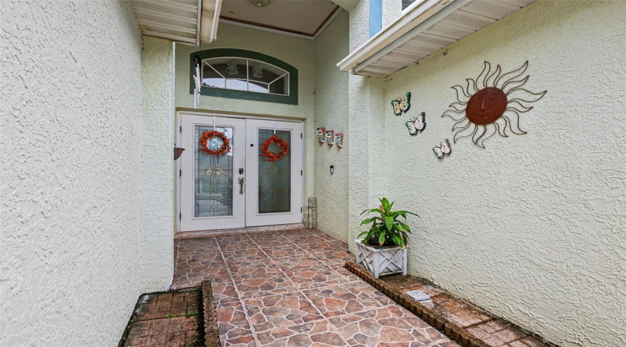 Brandon, Florida 33510, 3 Bedroom Bedrooms, ,2 Bathroombathrooms,Residential,For Sale,Vinetree,0,Mfrtb8541331
