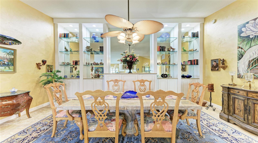 Venice, Florida 34293, 2 Bedroom Bedrooms, ,2 Bathroombathrooms,Residential,For Sale,Erice,0,Mfrn6145455