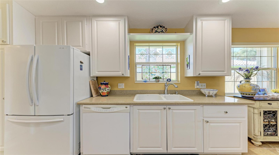 Venice, Florida 34293, 2 Bedroom Bedrooms, ,2 Bathroombathrooms,Residential,For Sale,Erice,0,Mfrn6145455