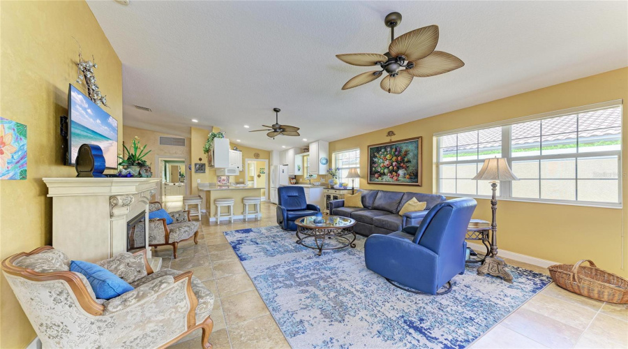 Venice, Florida 34293, 2 Bedroom Bedrooms, ,2 Bathroombathrooms,Residential,For Sale,Erice,0,Mfrn6145455