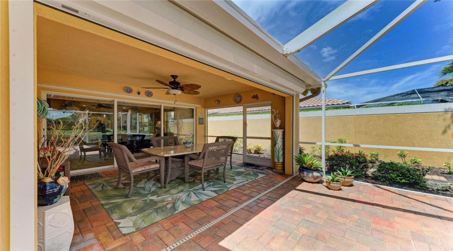Venice, Florida 34293, 2 Bedroom Bedrooms, ,2 Bathroombathrooms,Residential,For Sale,Erice,0,Mfrn6145455