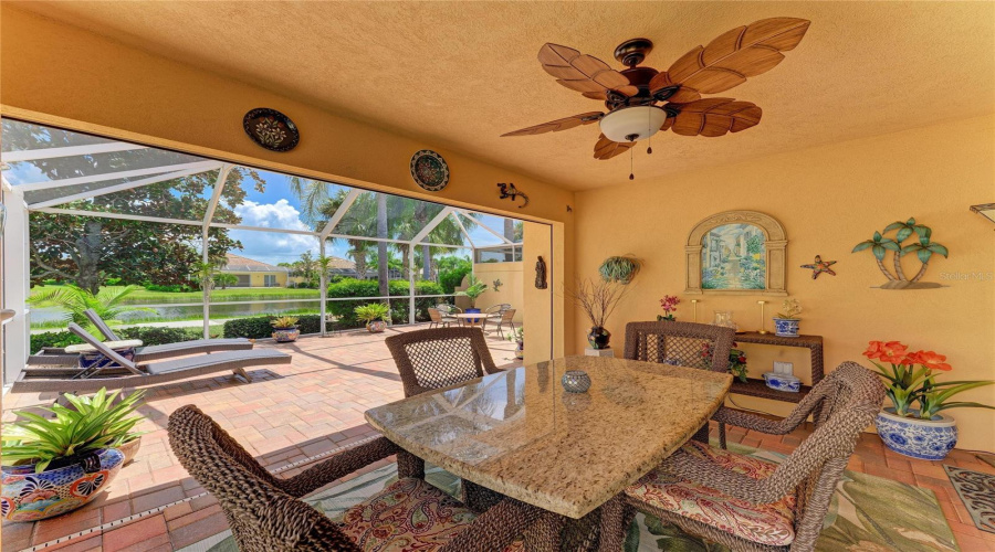 Venice, Florida 34293, 2 Bedroom Bedrooms, ,2 Bathroombathrooms,Residential,For Sale,Erice,0,Mfrn6145455