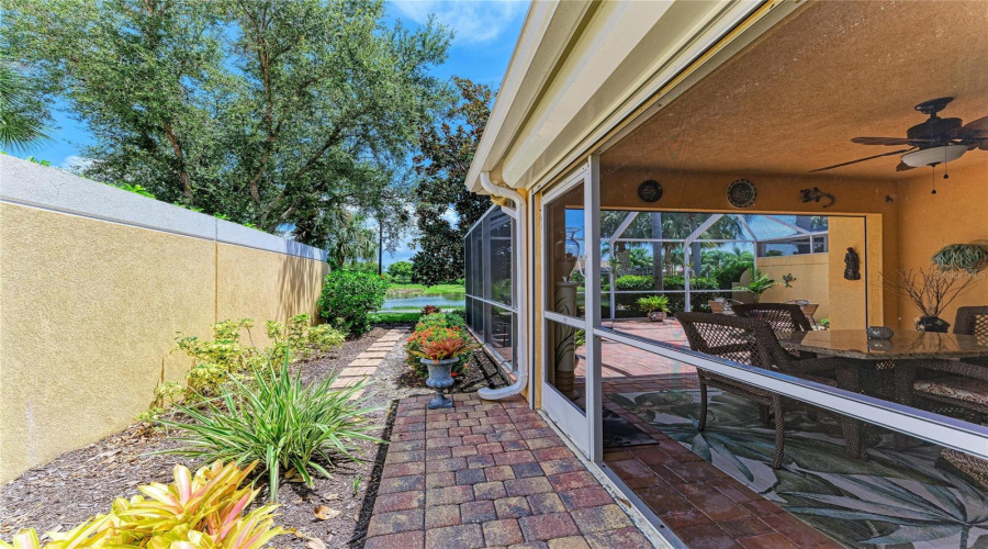 Venice, Florida 34293, 2 Bedroom Bedrooms, ,2 Bathroombathrooms,Residential,For Sale,Erice,0,Mfrn6145455