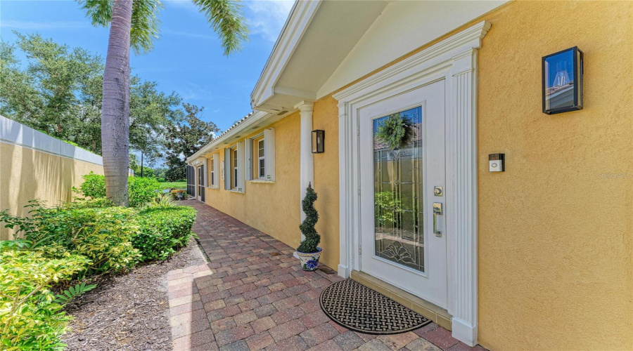 Venice, Florida 34293, 2 Bedroom Bedrooms, ,2 Bathroombathrooms,Residential,For Sale,Erice,0,Mfrn6145455