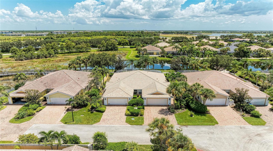 Venice, Florida 34293, 2 Bedroom Bedrooms, ,2 Bathroombathrooms,Residential,For Sale,Erice,0,Mfrn6145455