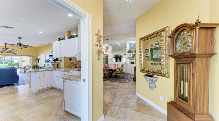 Venice, Florida 34293, 2 Bedroom Bedrooms, ,2 Bathroombathrooms,Residential,For Sale,Erice,0,Mfrn6145455