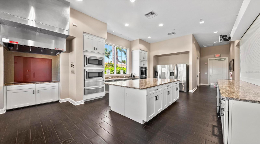 Venice, Florida 34293, 2 Bedroom Bedrooms, ,2 Bathroombathrooms,Residential,For Sale,Erice,0,Mfrn6145455