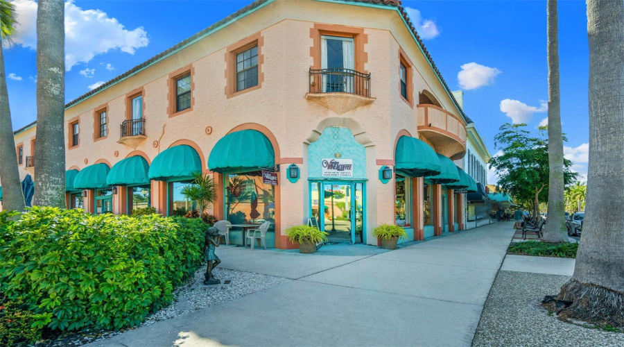 Venice, Florida 34293, 2 Bedroom Bedrooms, ,2 Bathroombathrooms,Residential,For Sale,Erice,0,Mfrn6145455