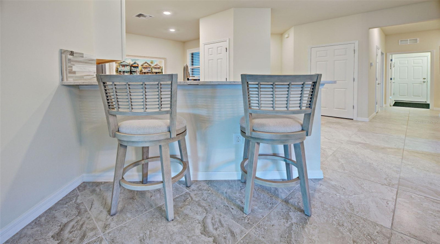 Additional Counter For Casual Dining Options