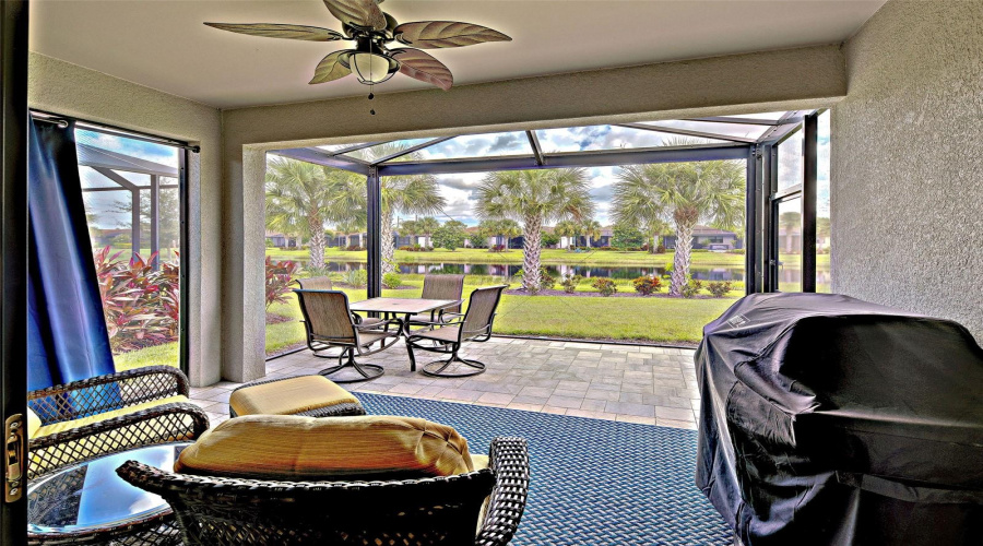 Covered Lanai Area