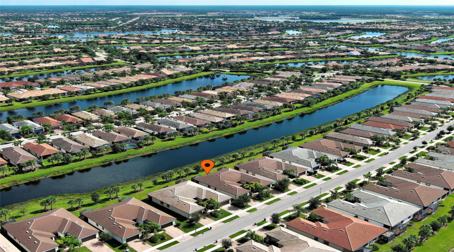 Great Private Location Near Future Back Gate