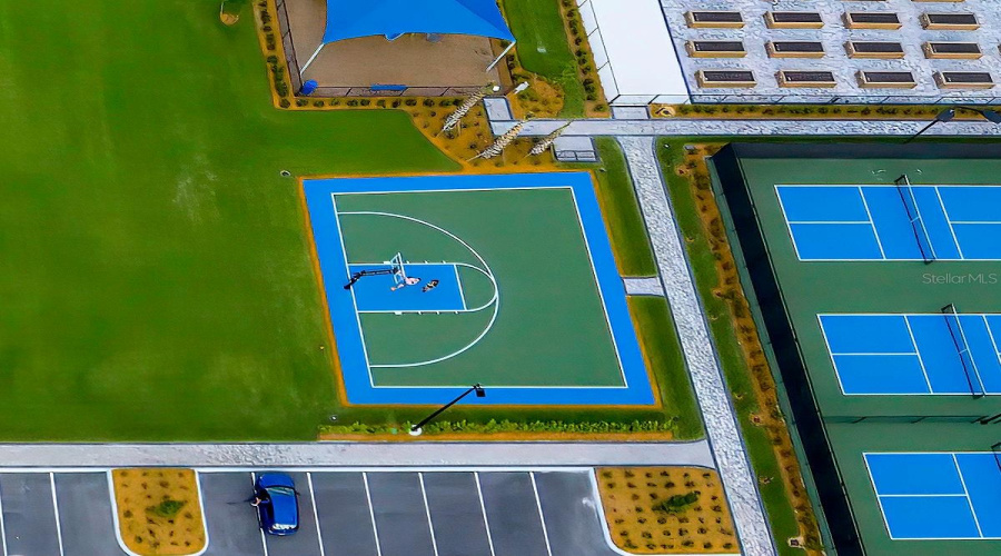 Basketball &Amp; So Many Amenities!