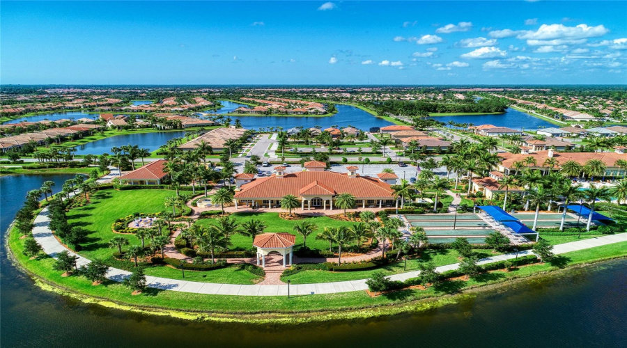 Event Center With Bocce &Amp; Walking Trails