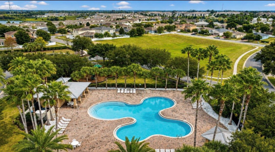 Tavares, Florida 32778, 3 Bedroom Bedrooms, ,2 Bathroombathrooms,Residential,For Sale,Appalachee,0,Mfrg5116546