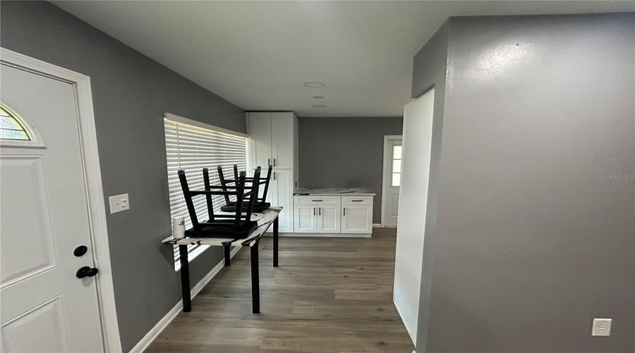 Tampa, Florida 33613, 3 Bedroom Bedrooms, ,1 Bathroombathrooms,Residential,For Sale,Lakewood,0,Mfra4703678