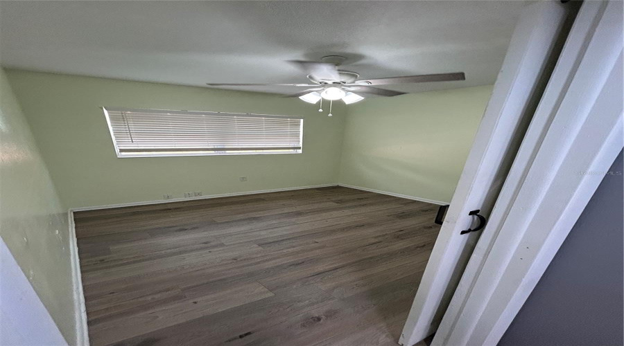 Tampa, Florida 33613, 3 Bedroom Bedrooms, ,1 Bathroombathrooms,Residential,For Sale,Lakewood,0,Mfra4703678
