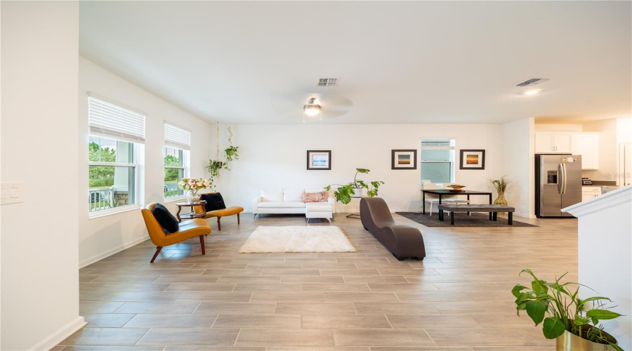 Kissimmee, Florida 34744, 4 Bedroom Bedrooms, ,3 Bathroombathrooms,Residential,For Sale,Cross Prairie,0,Mfro6435436