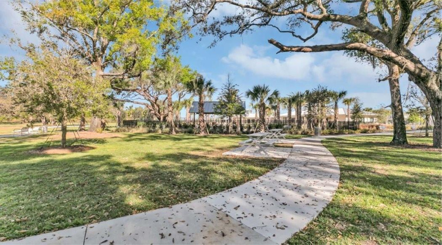 Kissimmee, Florida 34744, 4 Bedroom Bedrooms, ,3 Bathroombathrooms,Residential,For Sale,Cross Prairie,0,Mfro6435436