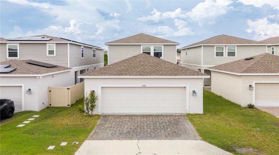 Kissimmee, Florida 34744, 4 Bedroom Bedrooms, ,3 Bathroombathrooms,Residential,For Sale,Cross Prairie,0,Mfro6435436