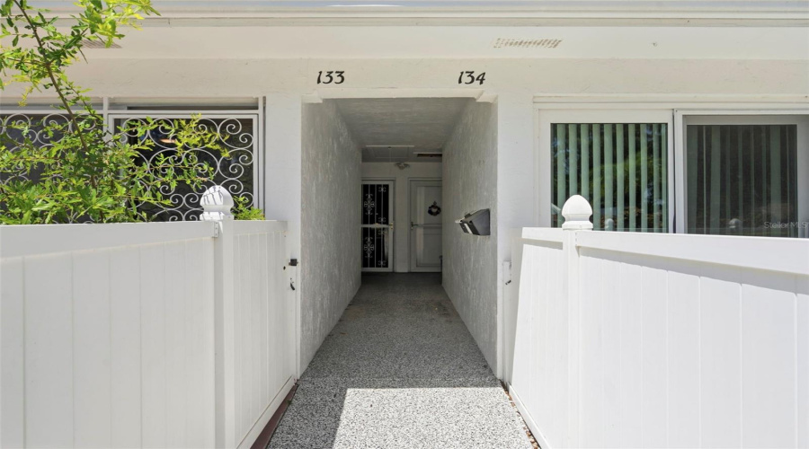 Clearwater, Florida 33756, 2 Bedroom Bedrooms, ,2 Bathroombathrooms,Residential,For Sale,Highland,0,Mfrtb8539208