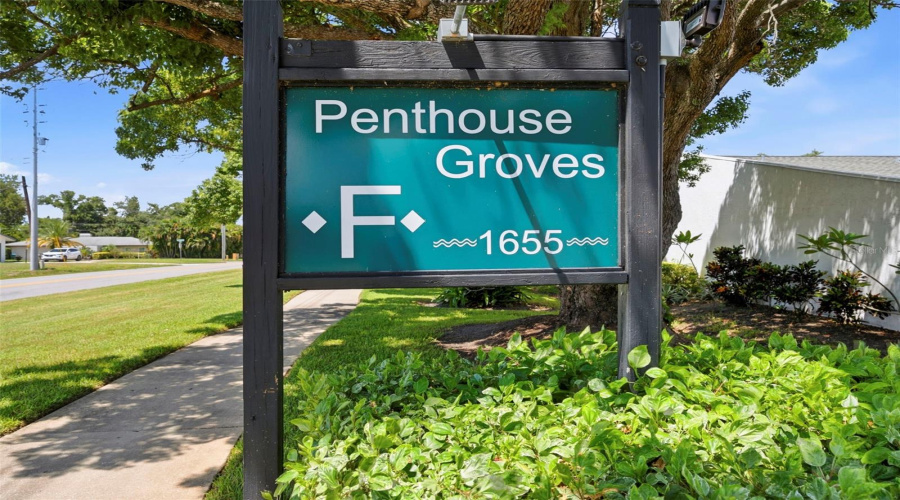 Clearwater, Florida 33756, 2 Bedroom Bedrooms, ,2 Bathroombathrooms,Residential,For Sale,Highland,0,Mfrtb8539208