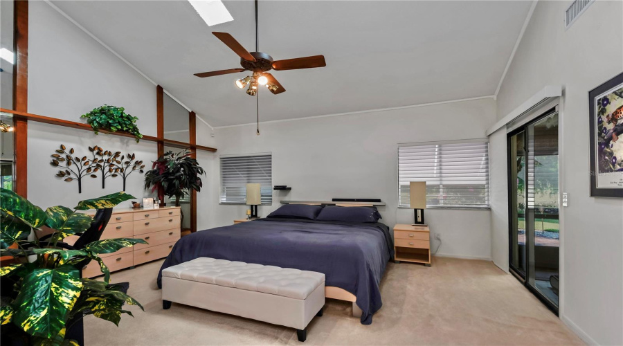 Orlando, Florida 32808, 2 Bedroom Bedrooms, ,2 Bathroombathrooms,Residential,For Sale,Villa Rose,0,Mfro6435960