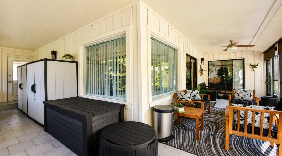 Orlando, Florida 32808, 2 Bedroom Bedrooms, ,2 Bathroombathrooms,Residential,For Sale,Villa Rose,0,Mfro6435960