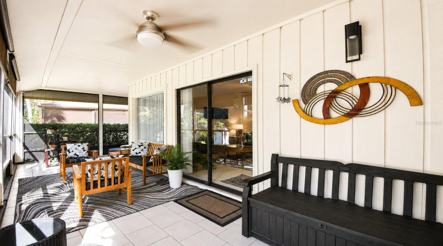 Orlando, Florida 32808, 2 Bedroom Bedrooms, ,2 Bathroombathrooms,Residential,For Sale,Villa Rose,0,Mfro6435960